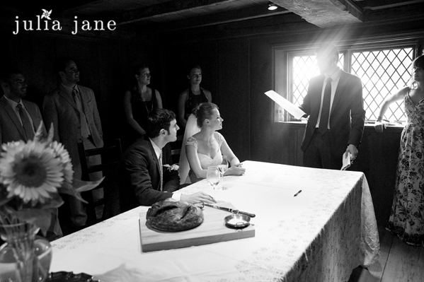 Candid Wedding Photography by Connecticut Wedding Photographer Julia Jane Studios